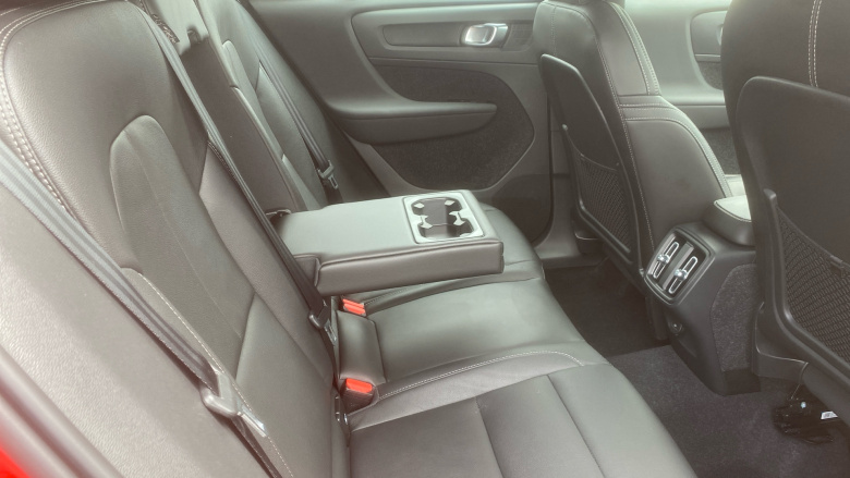 Volvo Xc40 1.5 T3 [163] Inscription Pro 5dr Geartronic Petrol Estate